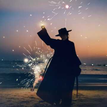 燦爛彼岸 Spark Yonder