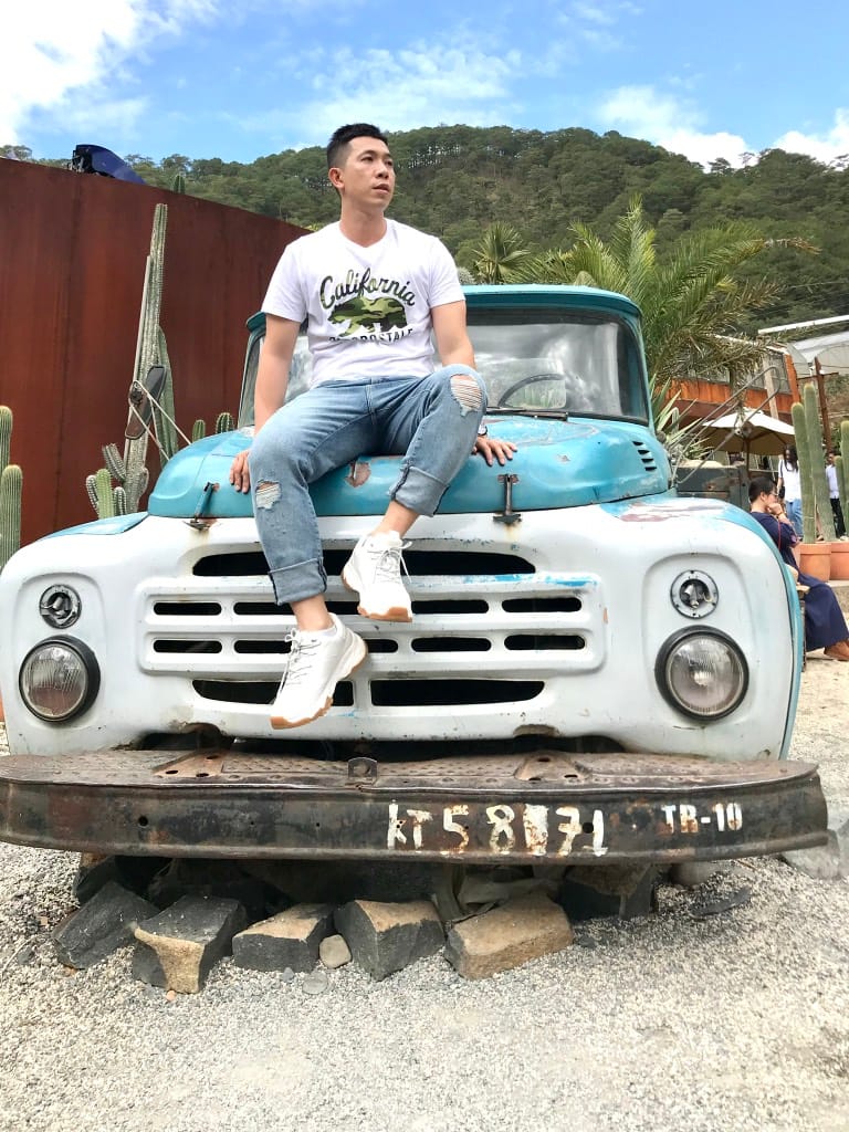 Bạn Bè Qua Năm Tháng