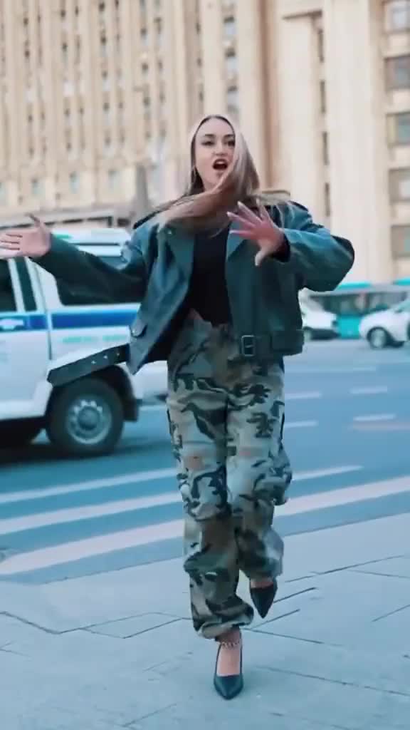 Mutlu dans ❤️(Müzik) (Remix)