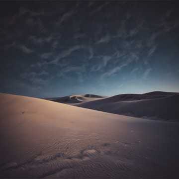 Chuchotements dans les dunes