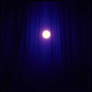 Silence at the Hollow Sphere