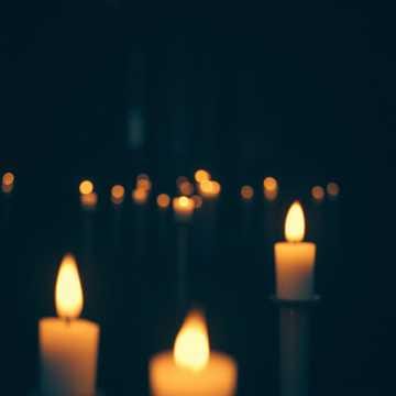 How many candles burns? For you Shiba!