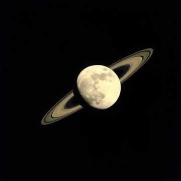  & & & >> OK! << { * * *  UN REGALO DA  SATURNO     * * * } & & &   (Cover)