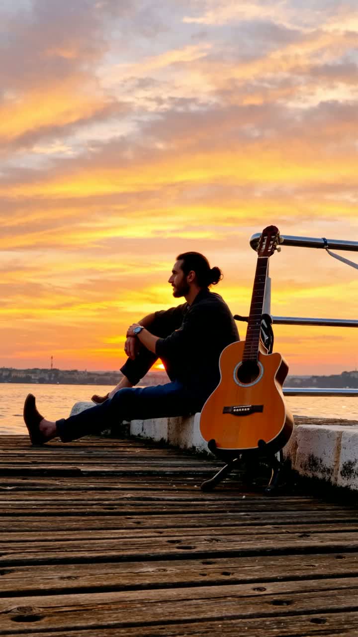  Il tramonto mi guarda😻 (Cover)