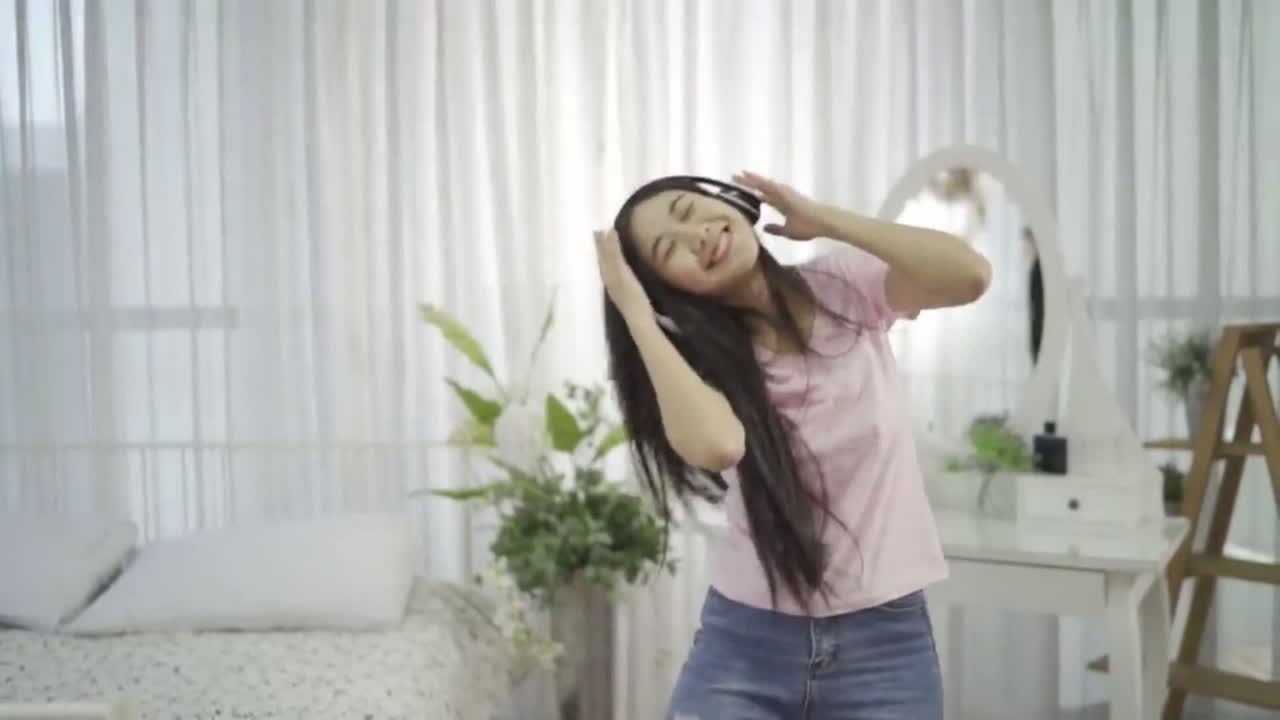 「사이버 러브」 (Saibeo Leobeu)