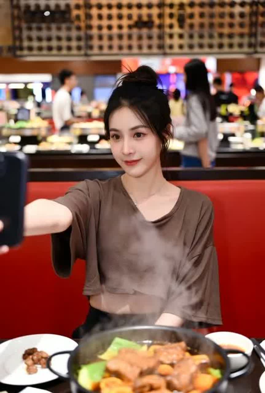 吃到饱的爱情 (All-You-Can-Eat Love)  “รักนี้เหมือนบุฟเฟ่ต์. V2