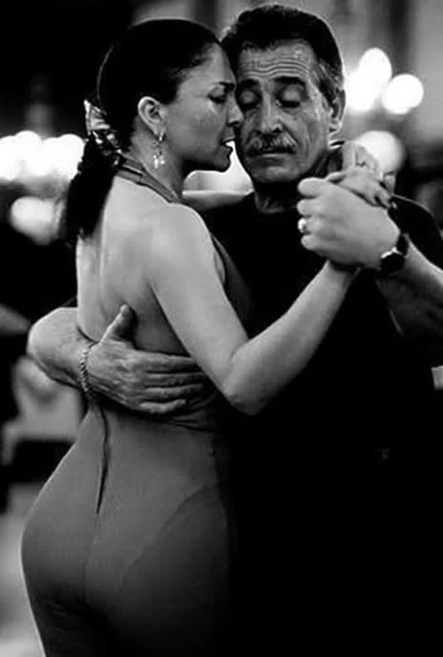 (Tango) Clavame tus Labios, Pebeta🔥