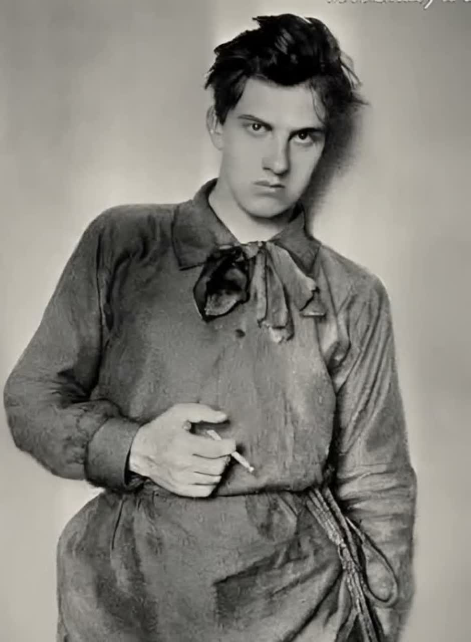 ШУМИКИ (Vladimir Mayakovsky)